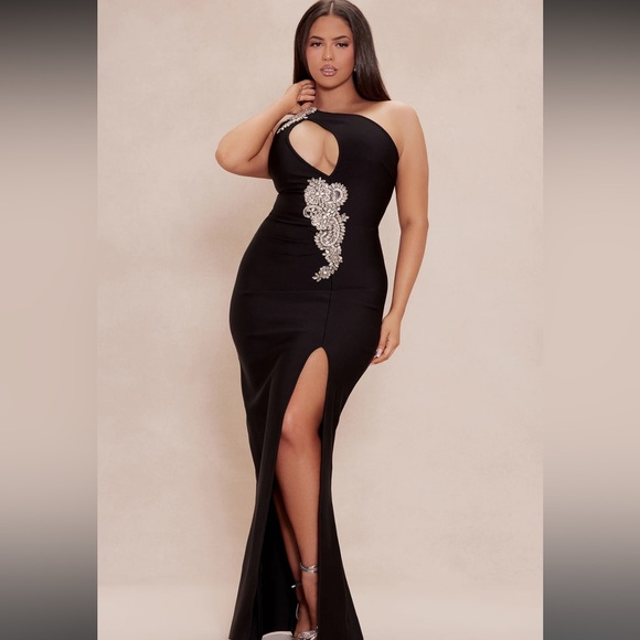 Fashion Nova Gown - Picture 1 of 3